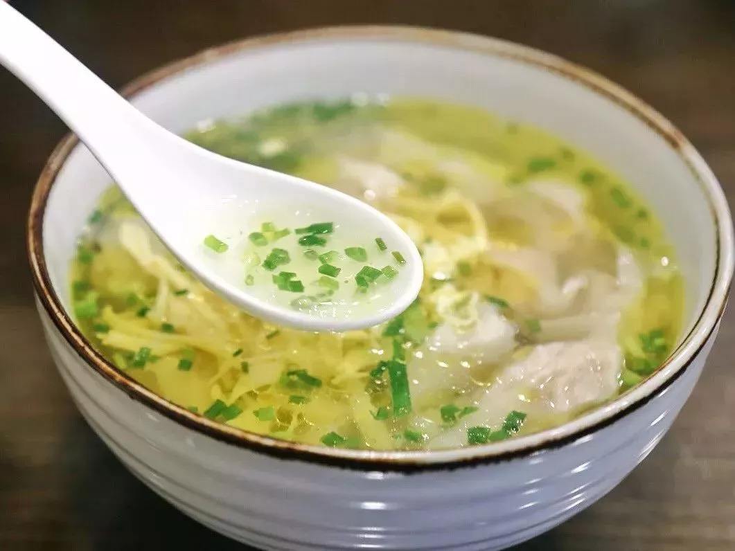 Grace's Blog 欣语心情: 药材鸡汤面线 Chinese Herbal Chicken Soup with Mee Suah