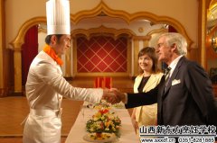 网易教育：学厨师 做21世纪吃香