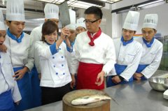 网易教育：美食大戏《林师傅在首