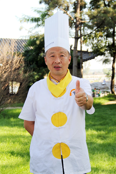 ɽ���¶������ѧУ �����ʦ