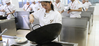 2014年新问:女孩子<em>学厨师好不好</em>? _山西新东方
