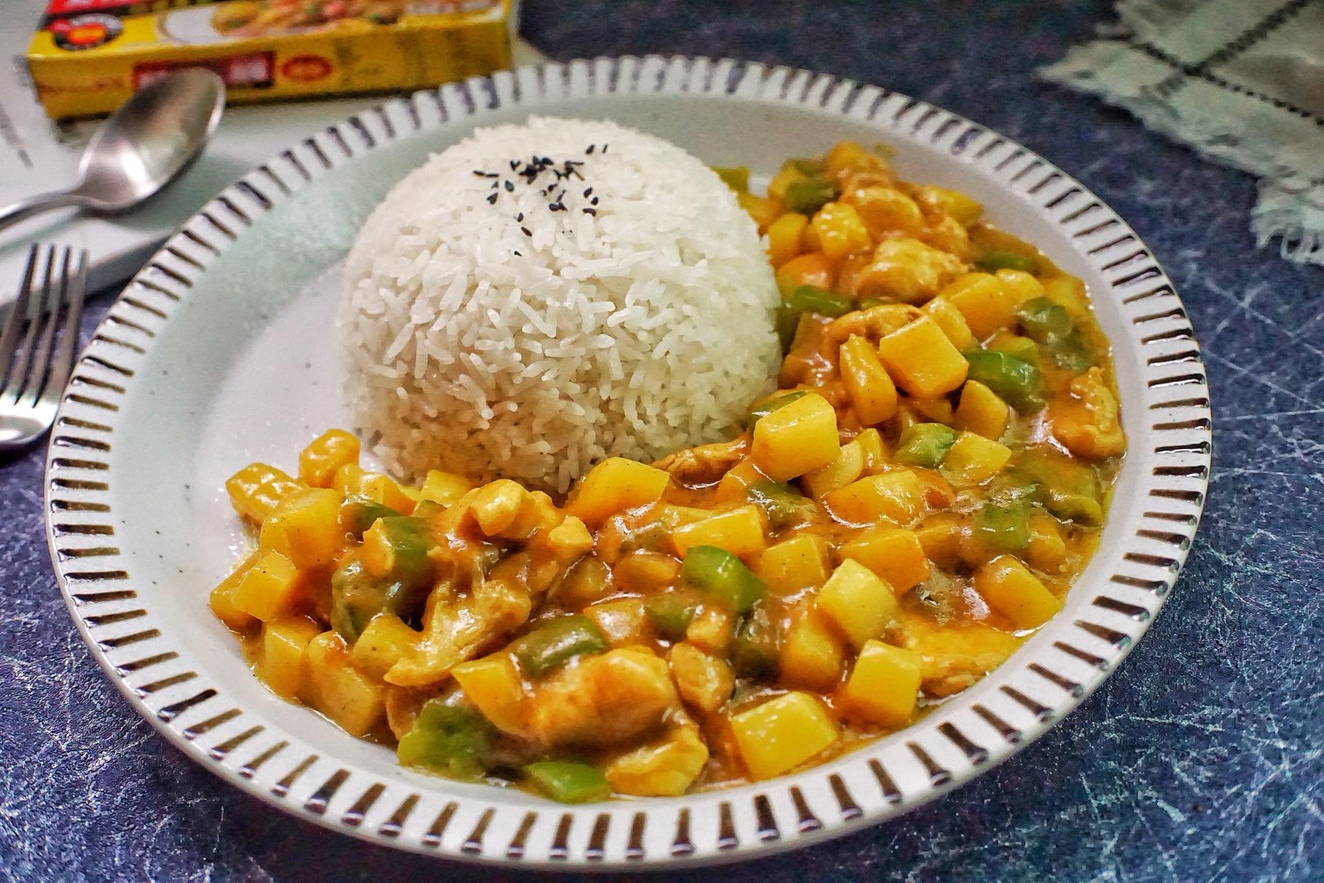 泰式椰浆咖喱鸡饭怎么做_泰式椰浆咖喱鸡饭的做法_豆果美食